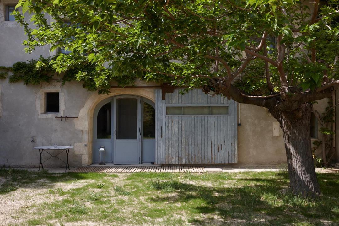 Maison Tara Verte Au Mas Montredon Arles Exteriör bild