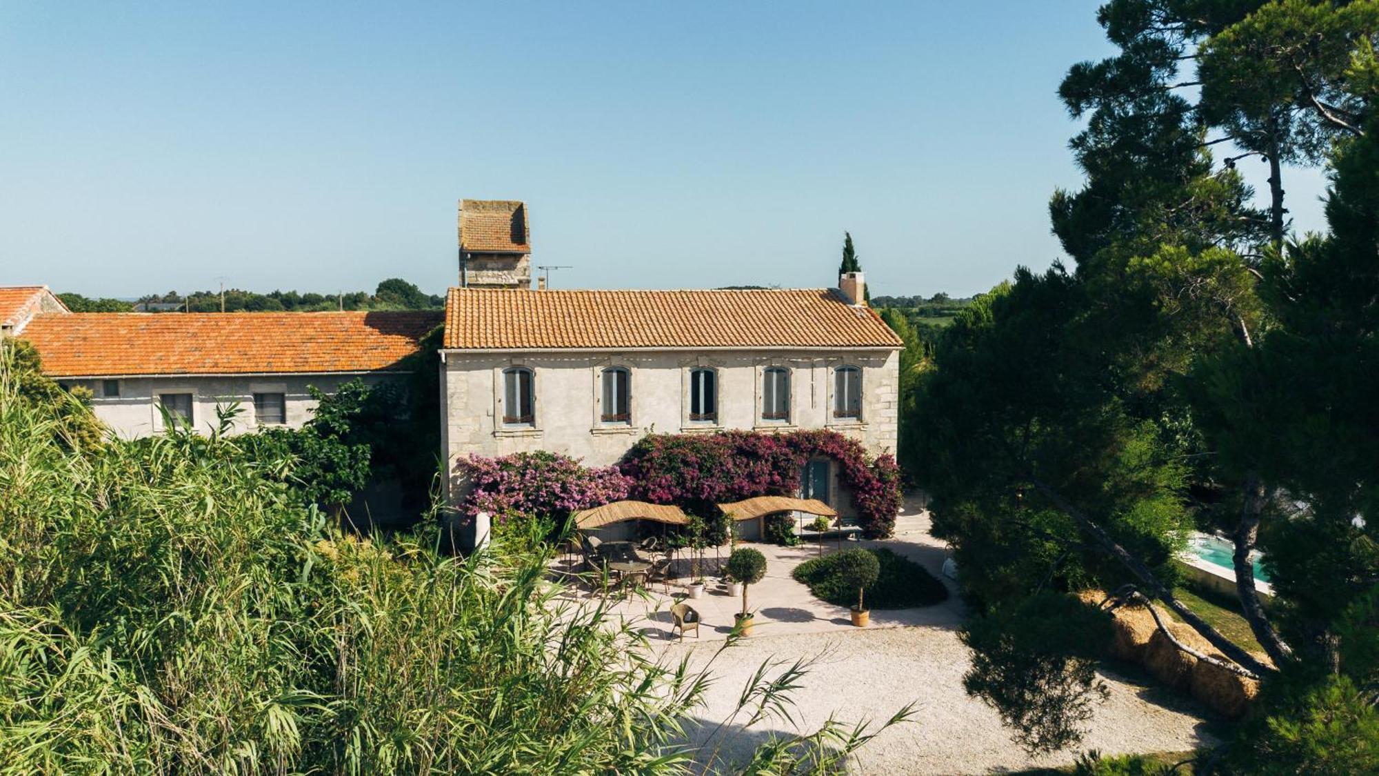 Maison Tara Verte Au Mas Montredon Arles Exteriör bild